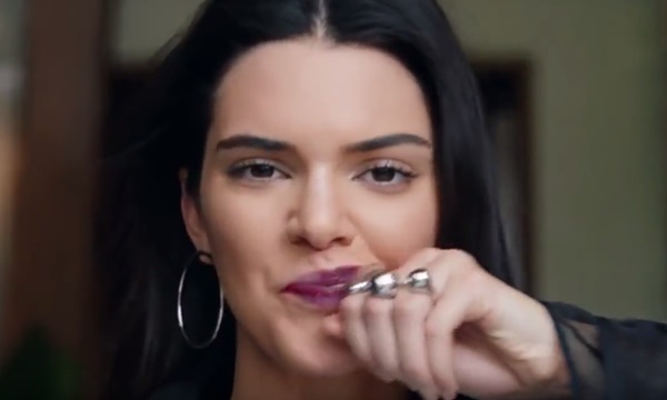 Dlaczego reklama Pepsi z Kendall Jenner okazała się katastrofą?