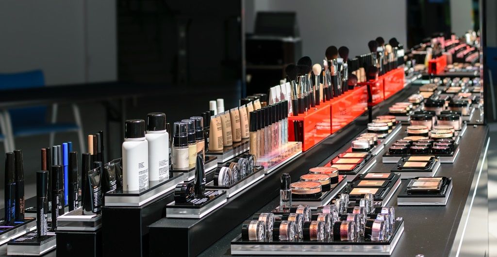 Jak sprzedawać kosmetyki z wykorzystaniem platformy marketing automation?