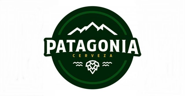 Patagonia Cerveza – marka piwa ułożyła ludzi w hamakach na linie między wieżowcami