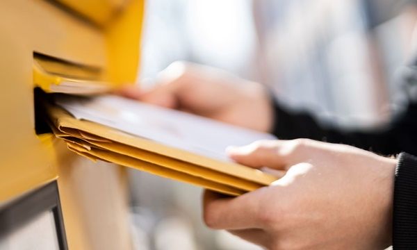 Przesyłki pocztowe wspierają sprzedaż, także tę online