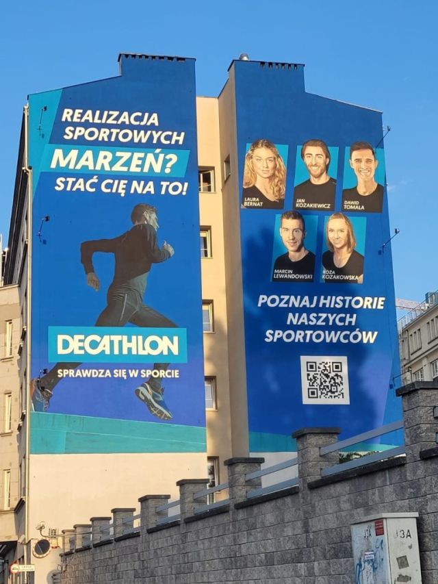 Kampania wizerunkowa marki Decathlon – mural