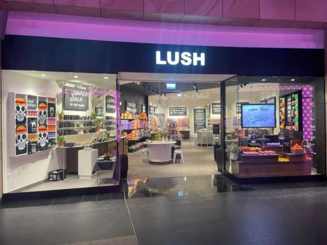 Stacjonarny sklep marki Lush w Polsce