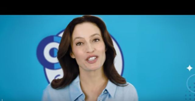 Magdalena Różczka w kampanii reklamowej programu Orbit „Dziel się uśmiechem”