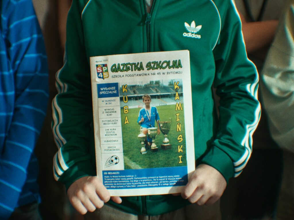 Adidas wydał gazetkę szkolną o Kubie Kamińskim